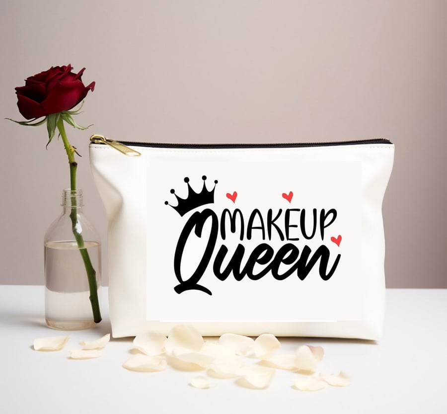 Queen Fun Canvas Cosmetic Travel Bag.