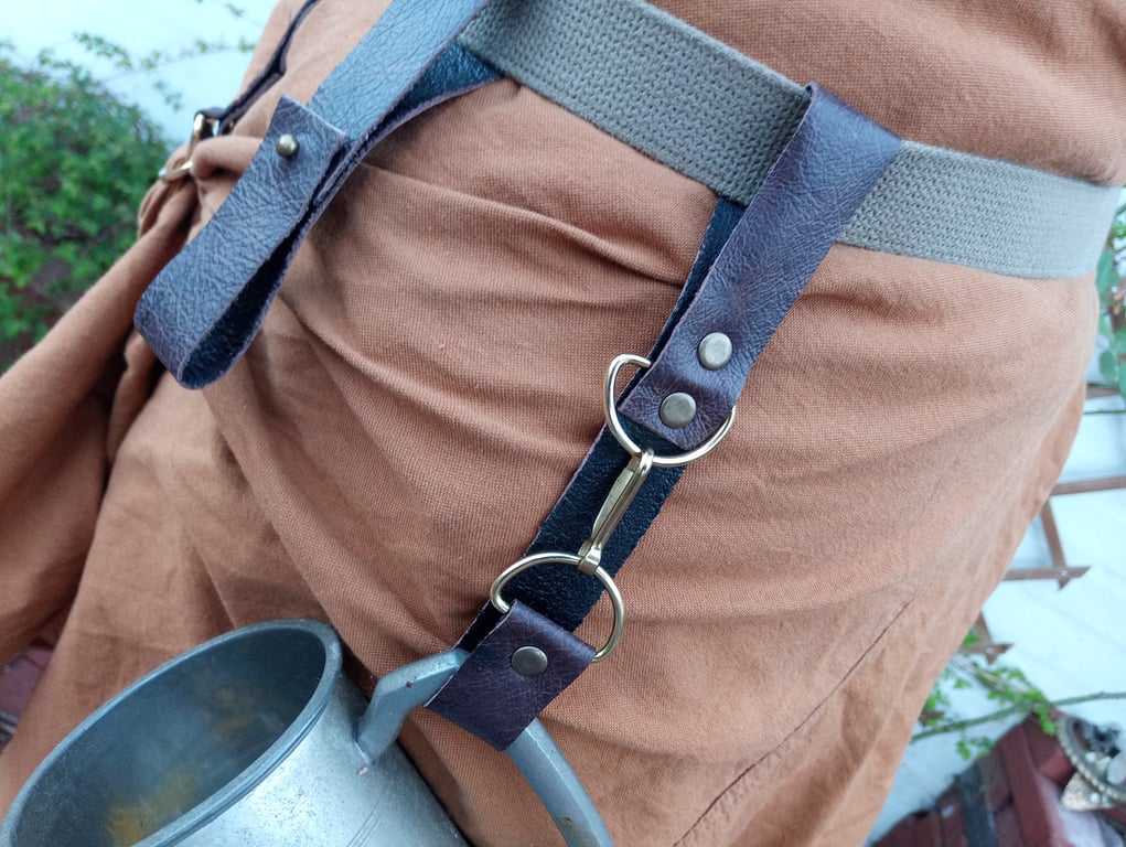 Leather cup mug holder holster renaissance larp steampunk gothic cowgirl boy 