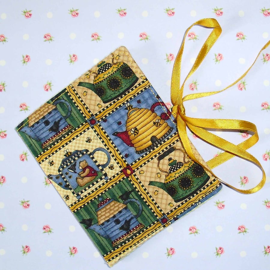 Needle case - Tea pots