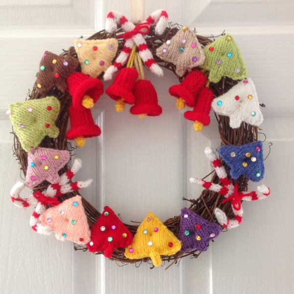 Knitted Christmas Wreath, Xmas Digital Knitting Pattern