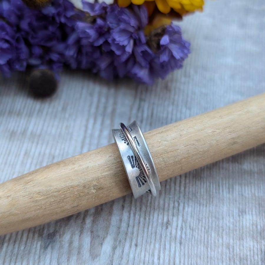 Sterling Silver Sunrise Spinner Ring - JBJ4006