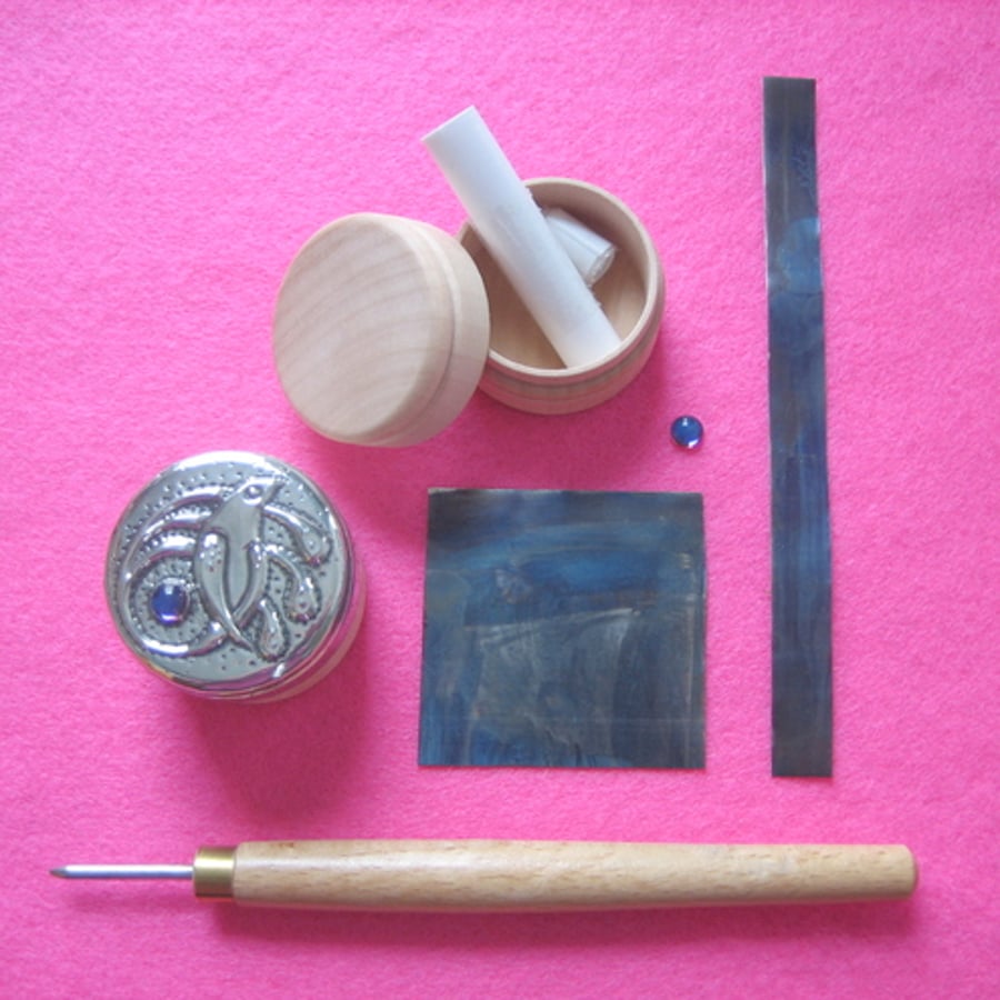 Make a pewter box kit