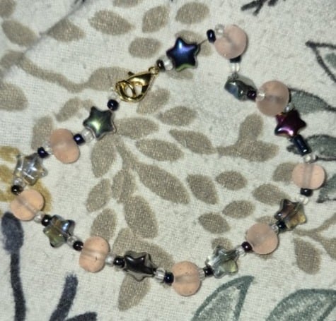 Handmade Beaded Bracelet with Star Beads – Pastel and Iridescent Jewellery – One