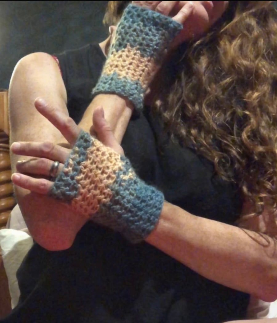 Image of Fingerless gloves 