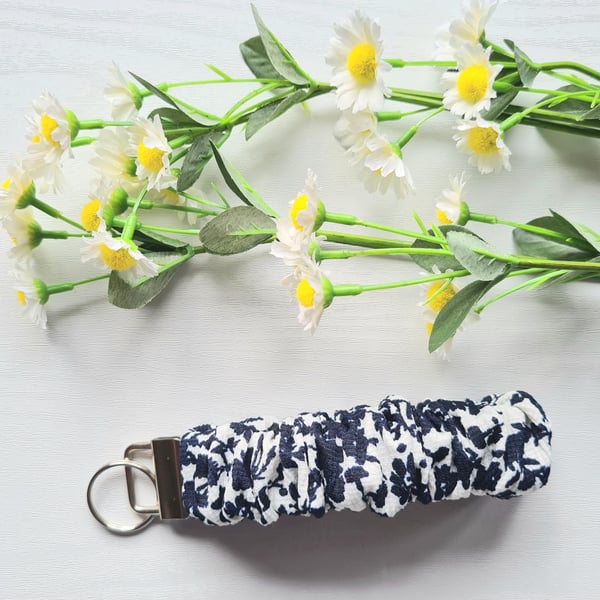 Wristlet Keychain, Navy and White Scrunchie Style Soft Cotton Fabric Key Fob