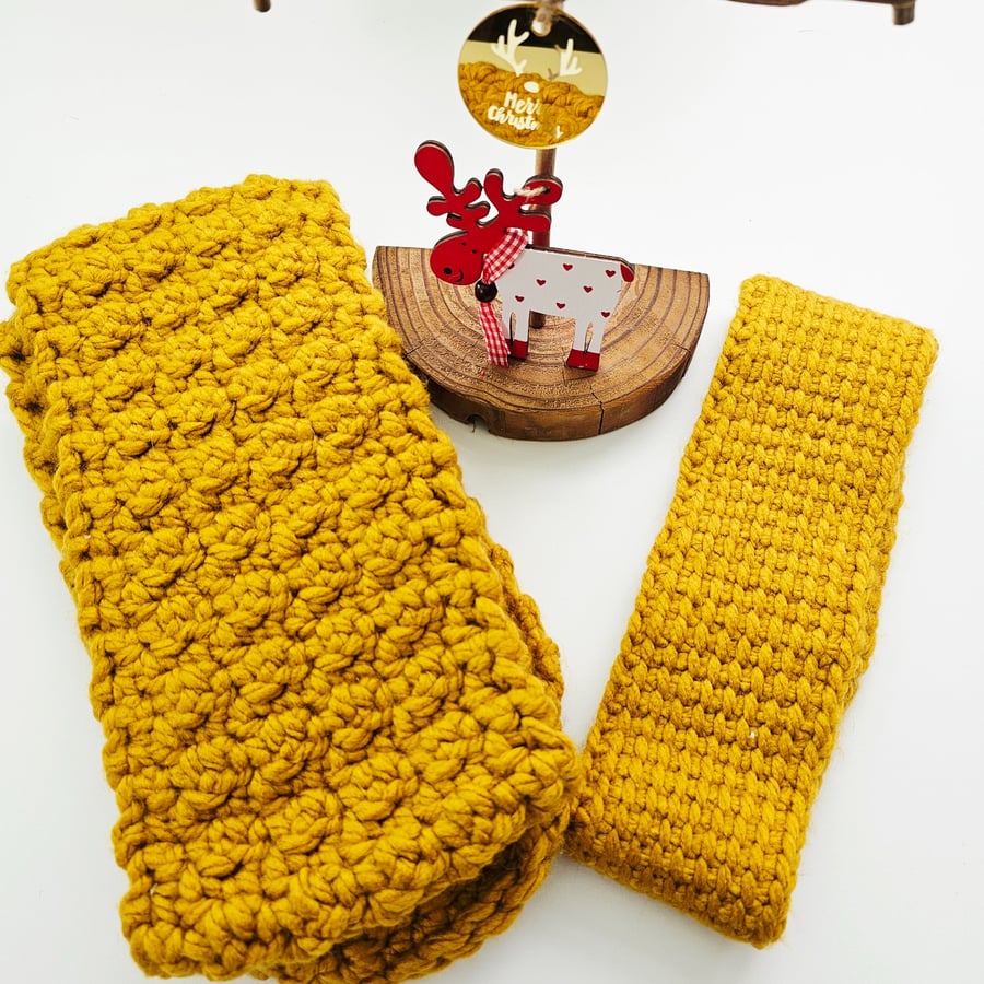 Gift Set - Chunky Gold Scarf & Ear Warmer