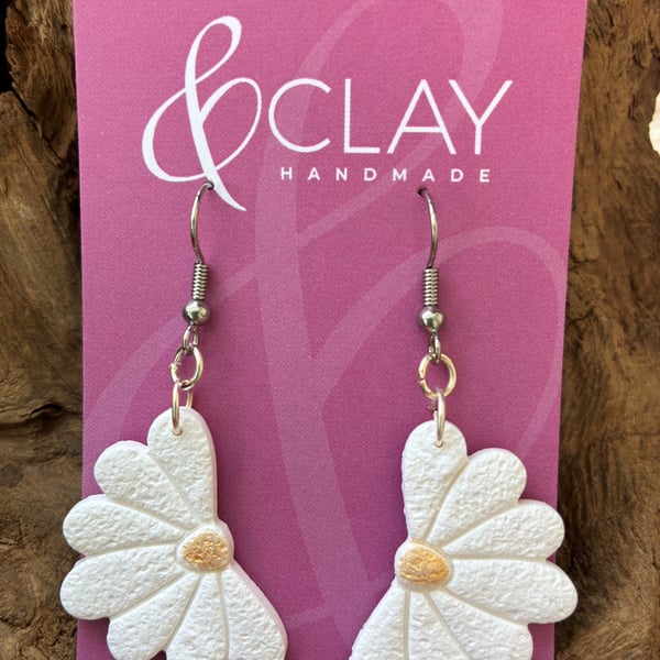 White Daisy Floral Drop Earrings