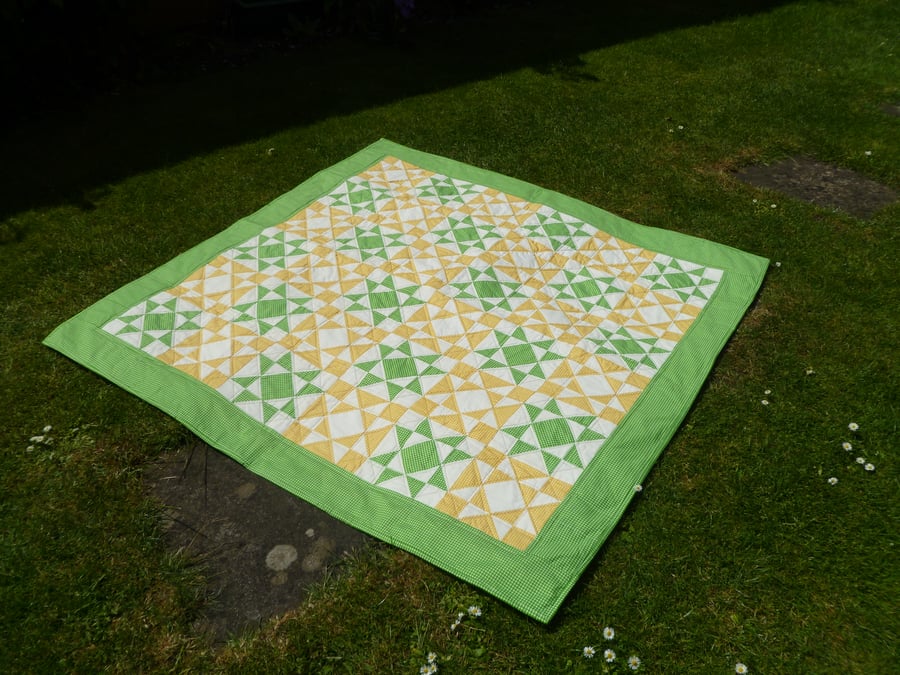 Quilted picnic blanket