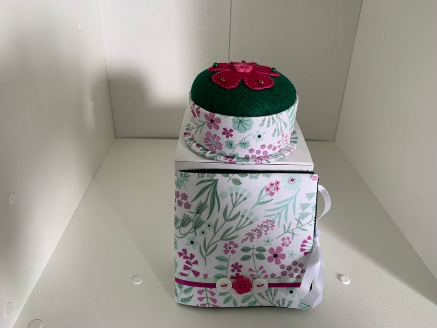 Pincushion and Needlebook Set