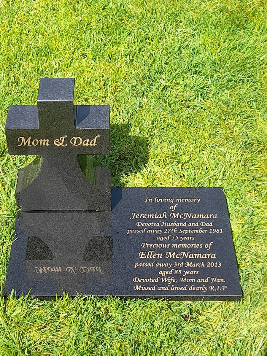 Memorial Grave Marker Flat Grass Gravestone Granite Cemetery Headstone 