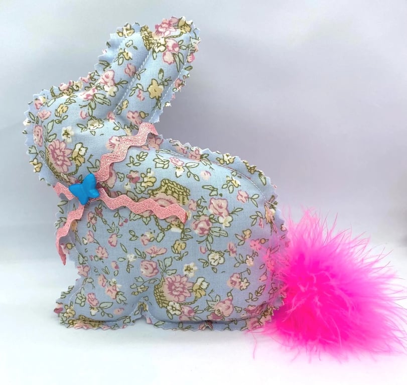 Handmade Easter Bunny Decoration Set – Pink & Floral Fabric Ornaments – 4 Piece 