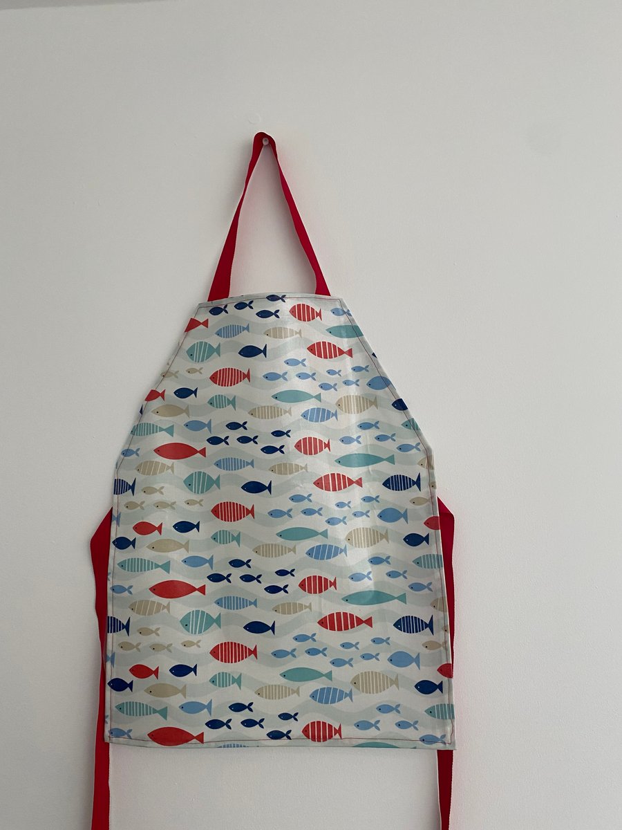 Children's Fish Apron (029)
