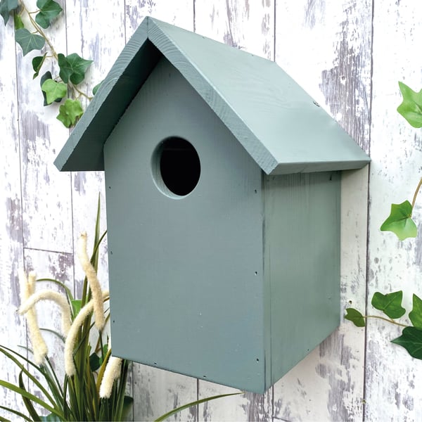 Starling Box in Wild Thyme
