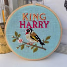 'King Harry' Hand Embroidered Bird Wall Art - 4 Inch