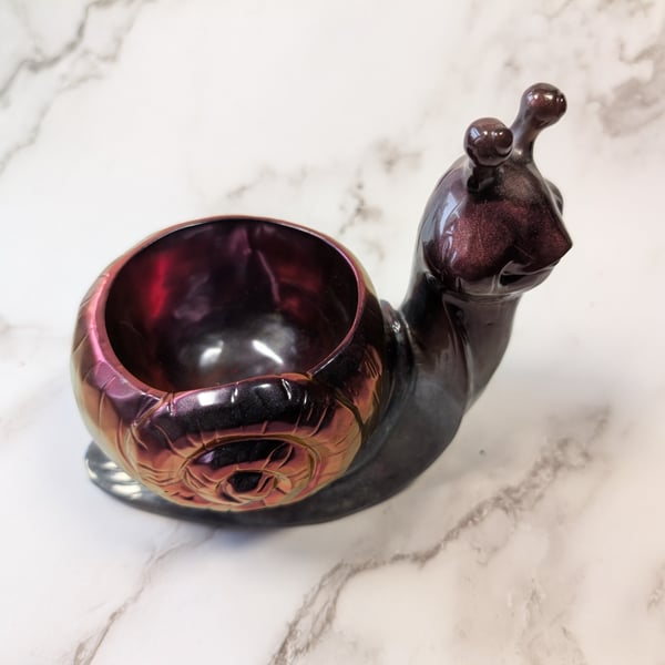 Resin Snail Planter – Halloween vibes