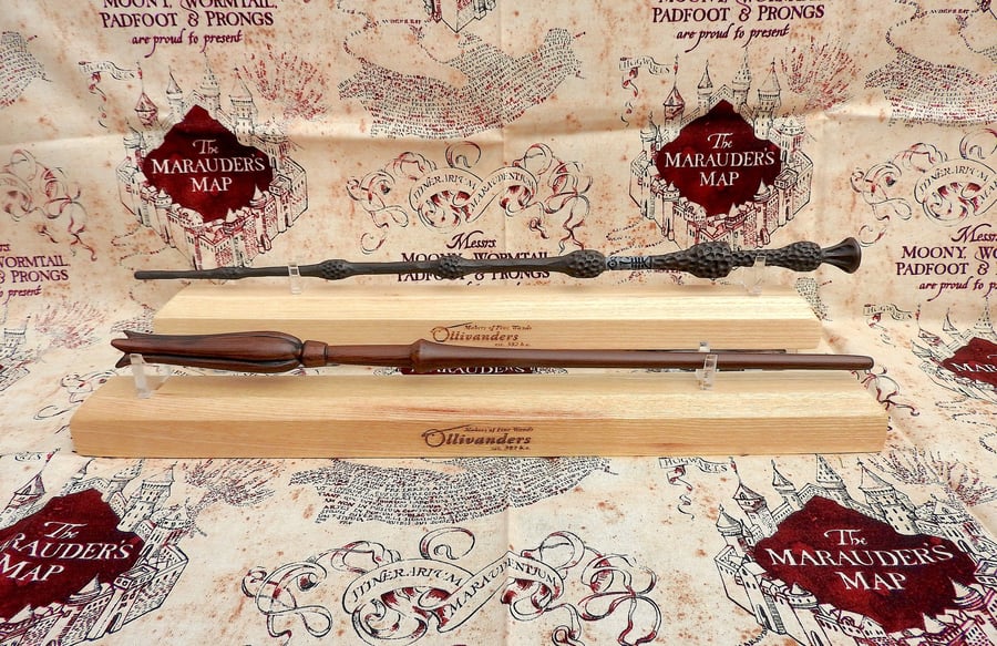 Ollivanders Wand Holder Display Stand