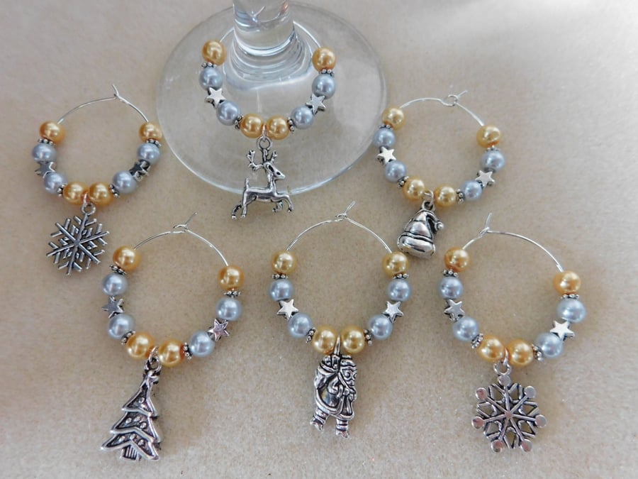 Christmas Wine Glass Charms Set of 8 Gold and Silver