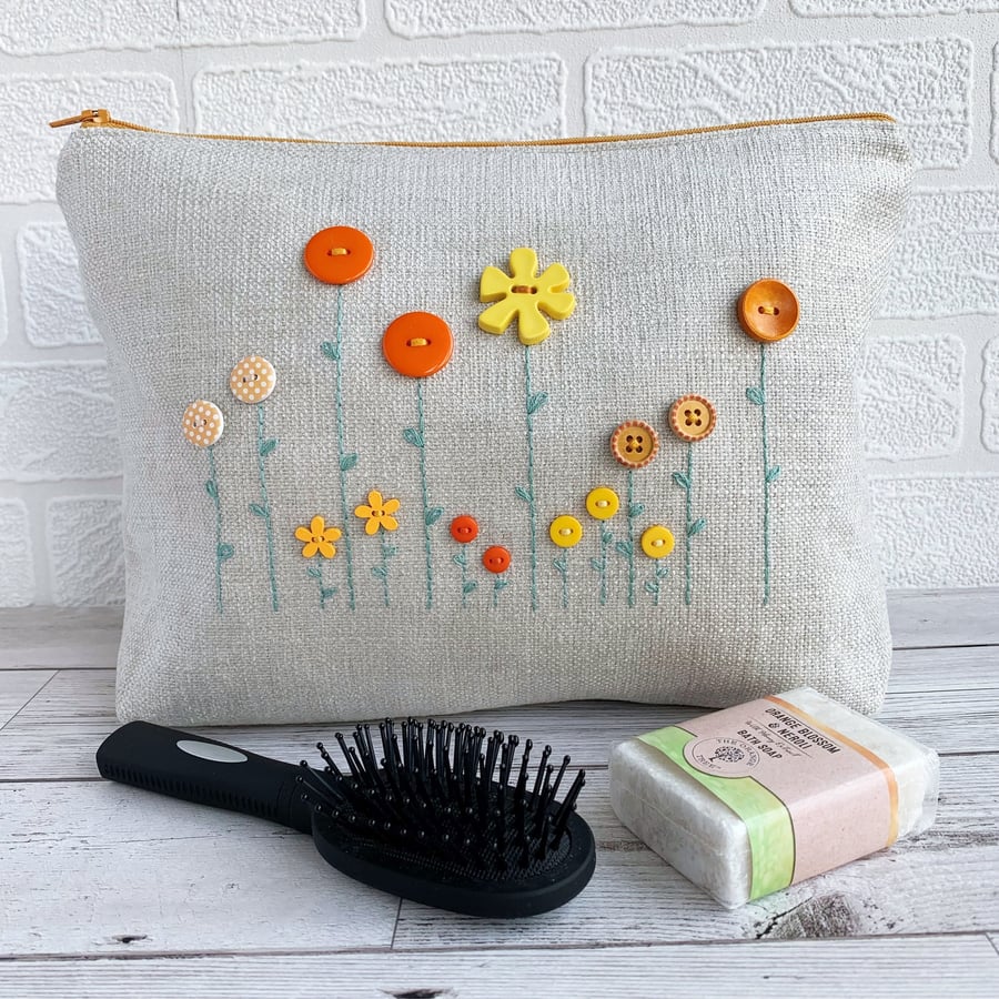 Summer Garden Button Flowers Toiletry Bag