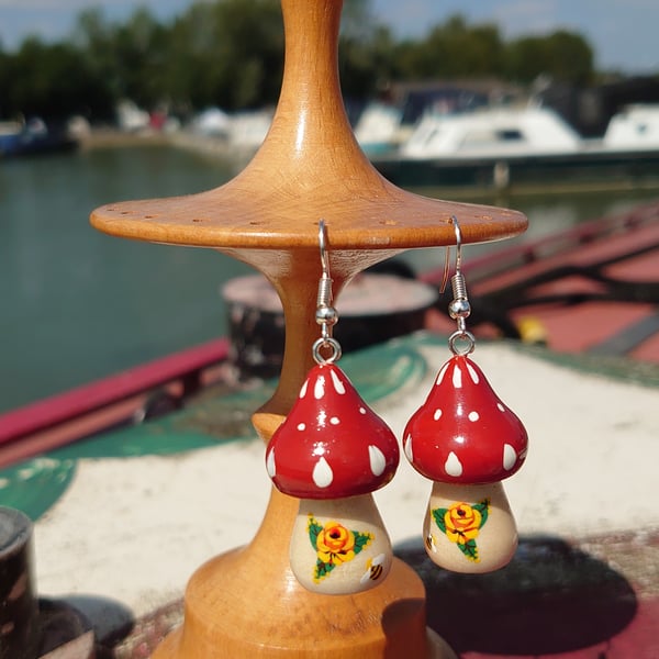 Toadstool Earrings with Traditional Canal Art Roses 