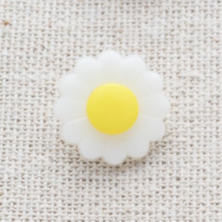 Daisy flower buttons for knitting and crochet 15mm