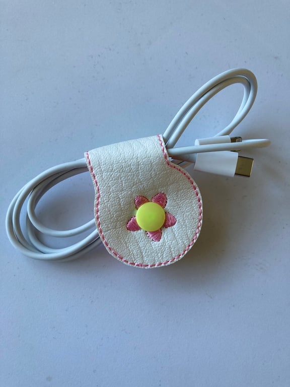 824. Flower cord organiser.