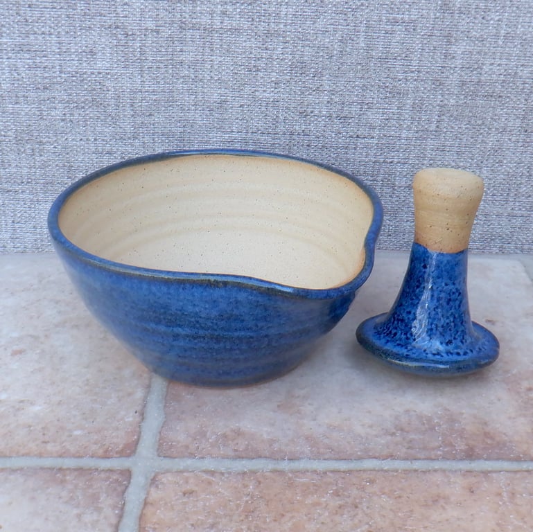 Pestle and mortar spice herb grinder stoneware hand thrown pottery ceramic 
