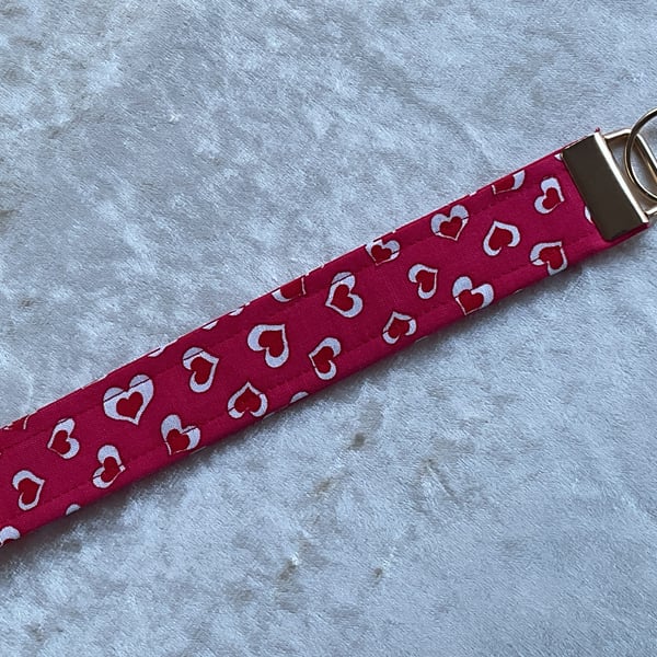 RED HEARTS WRISTLET KEYRING KEY HOLDER LANYARD FOB CHAIN 