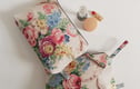 Make up bags, toiletries bags and purses 