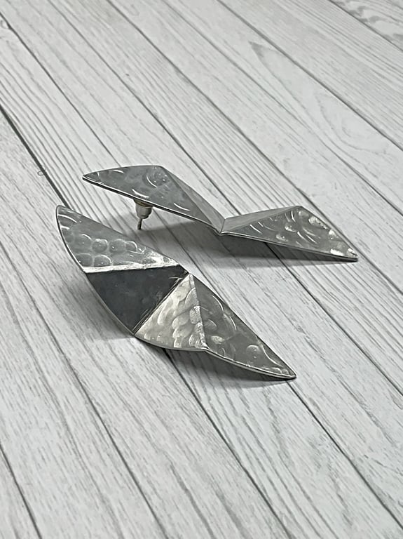 Aluminium Stud Earrings, Tri Folded Design, Round Hammered Texture, Silver