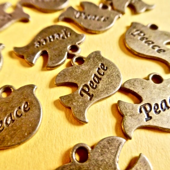 15 x Bronze Tone Dove with 'peace' engraving charms 
