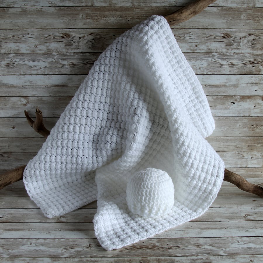 White Baby Blanket and Hat
