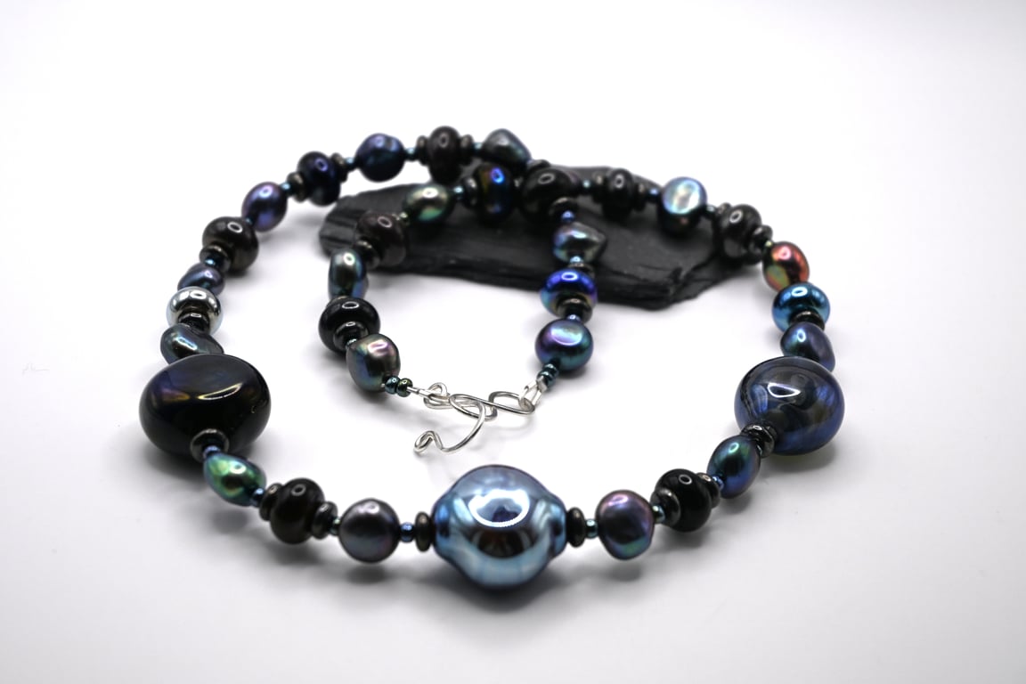lampwork glass hollow beaded necklace