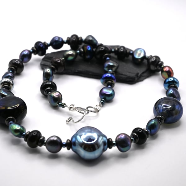 lampwork glass hollow beaded necklace