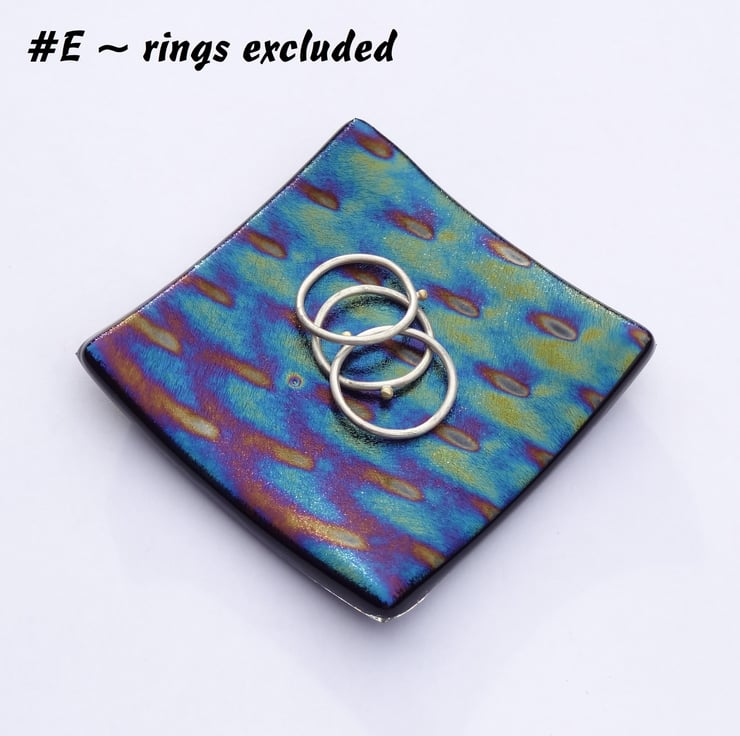 Iridescent fused glass ring trinket dish, 6.5cm... - Folksy