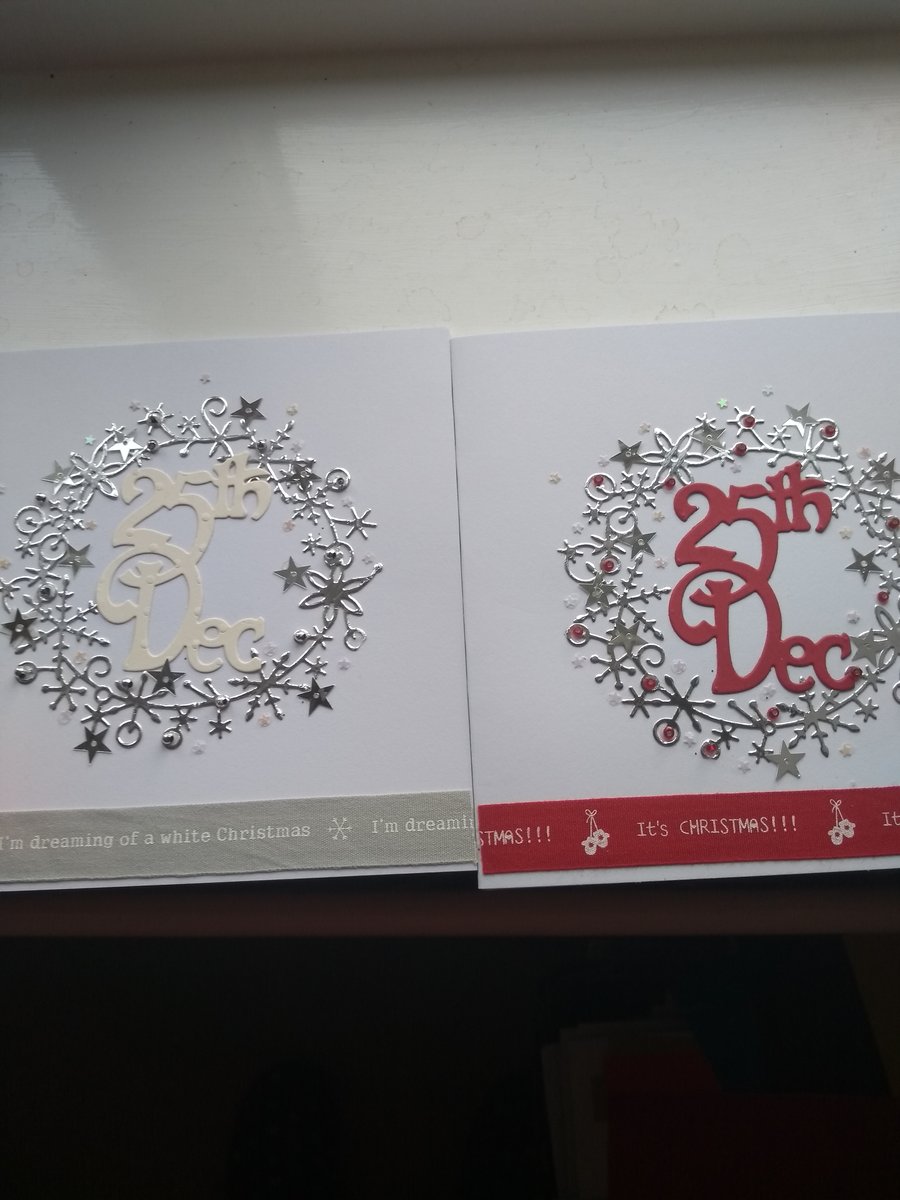 Pack of 4 festive wreath Christmas cards