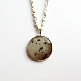 Grey Dandelion Seeds Resin Necklace - 18mm