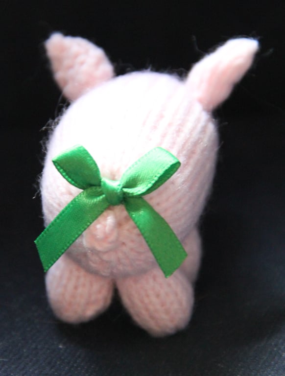 Bow Bottomed Piglet - Green