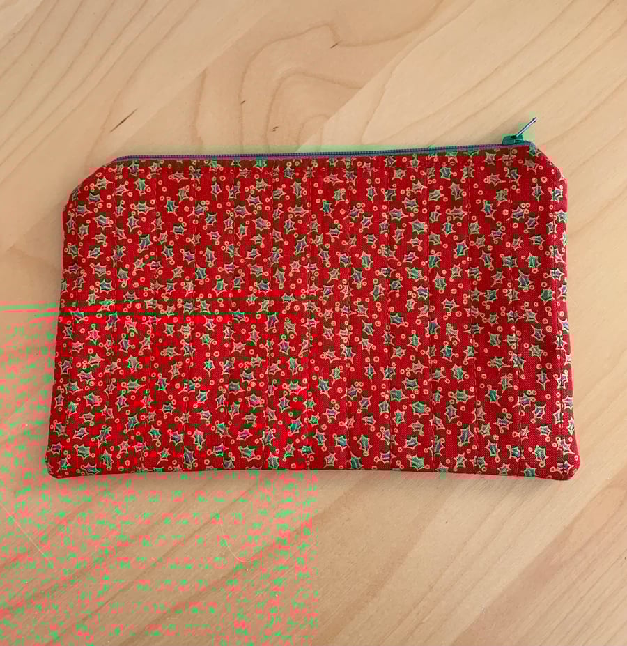 Christmas Holly Fabric Quilted Organiser Pouch