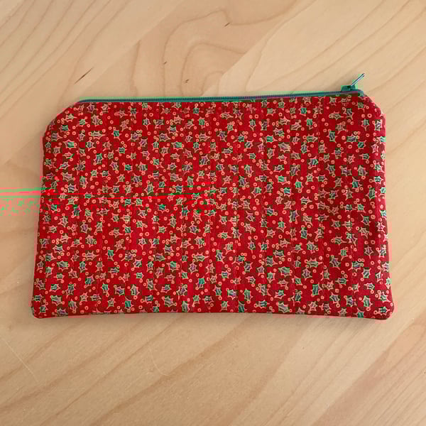 Christmas Holly Fabric Quilted Organiser Pouch