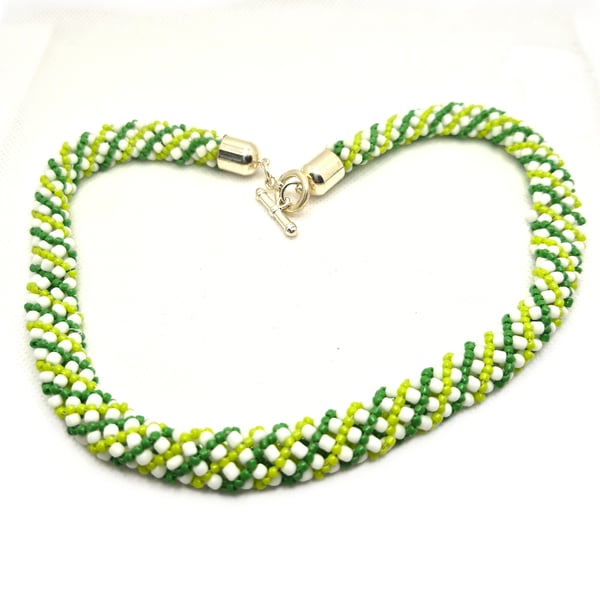 Green and white twisted rope seed bead necklace
