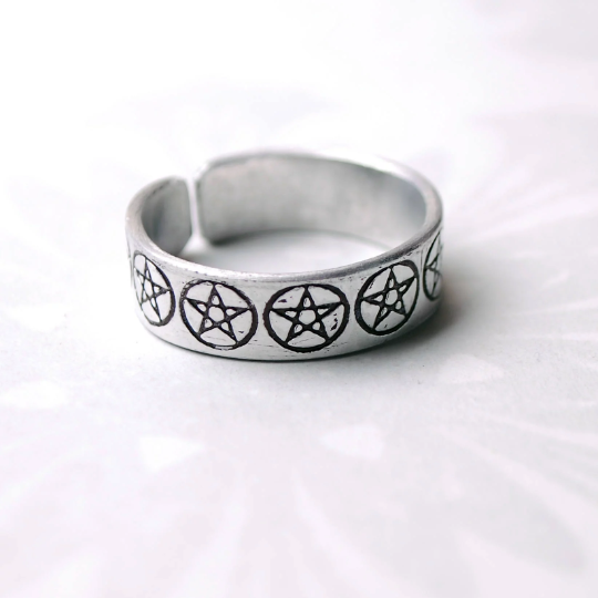 Pentacle Ring, adjustable aluminium Magic ring, Pentagram Ring, Pagan, Halloween