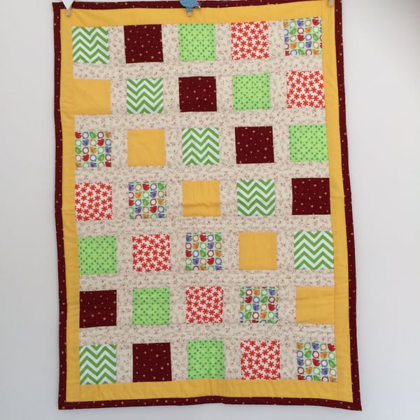 Patchwork Cot quilt. Hopscotch design. Cotton and soft bamboo.