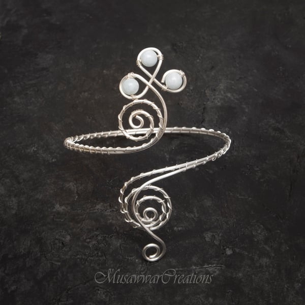 Handcrafted Silver-Plated Arm Cuff – Elegant Adjustable Bracelet