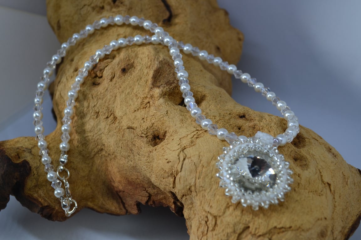 Imitation Pearl Necklace with Crystal Effect Pendant