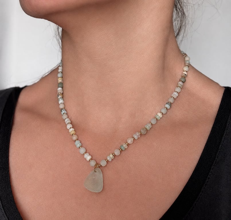 Seaglass and Amazonite delicate necklace  Ref R20