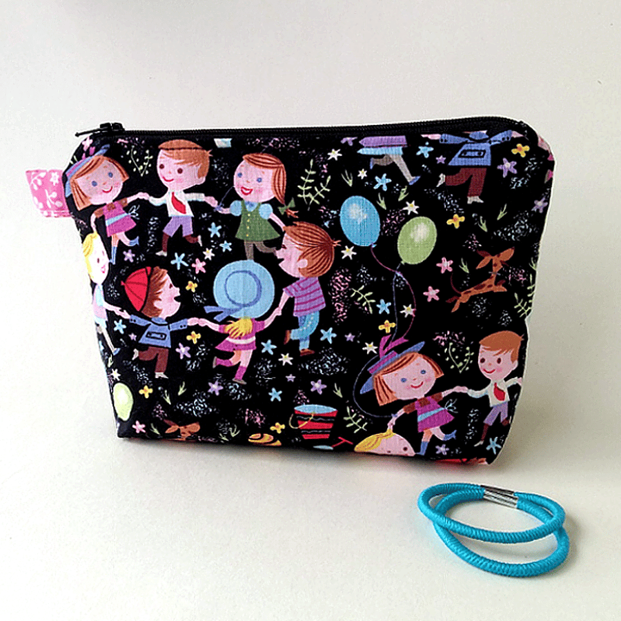 Ring-a-ring o’roses zipped pouch, make-up bag, POSTAGE INCLUDED