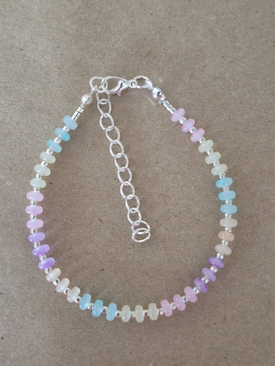 Mixed Colour Frosted Glass Rondelle Bead Bracelet 