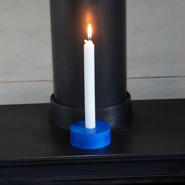 Round candle base