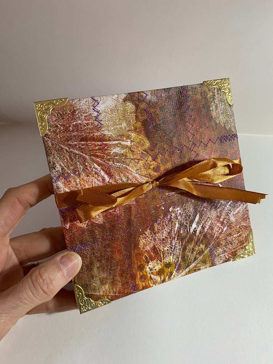 Hand crafted concertina sketchbook. Handmade Leporello folding notebook. 