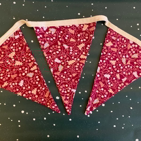 The Holly and The Ivy bunting 